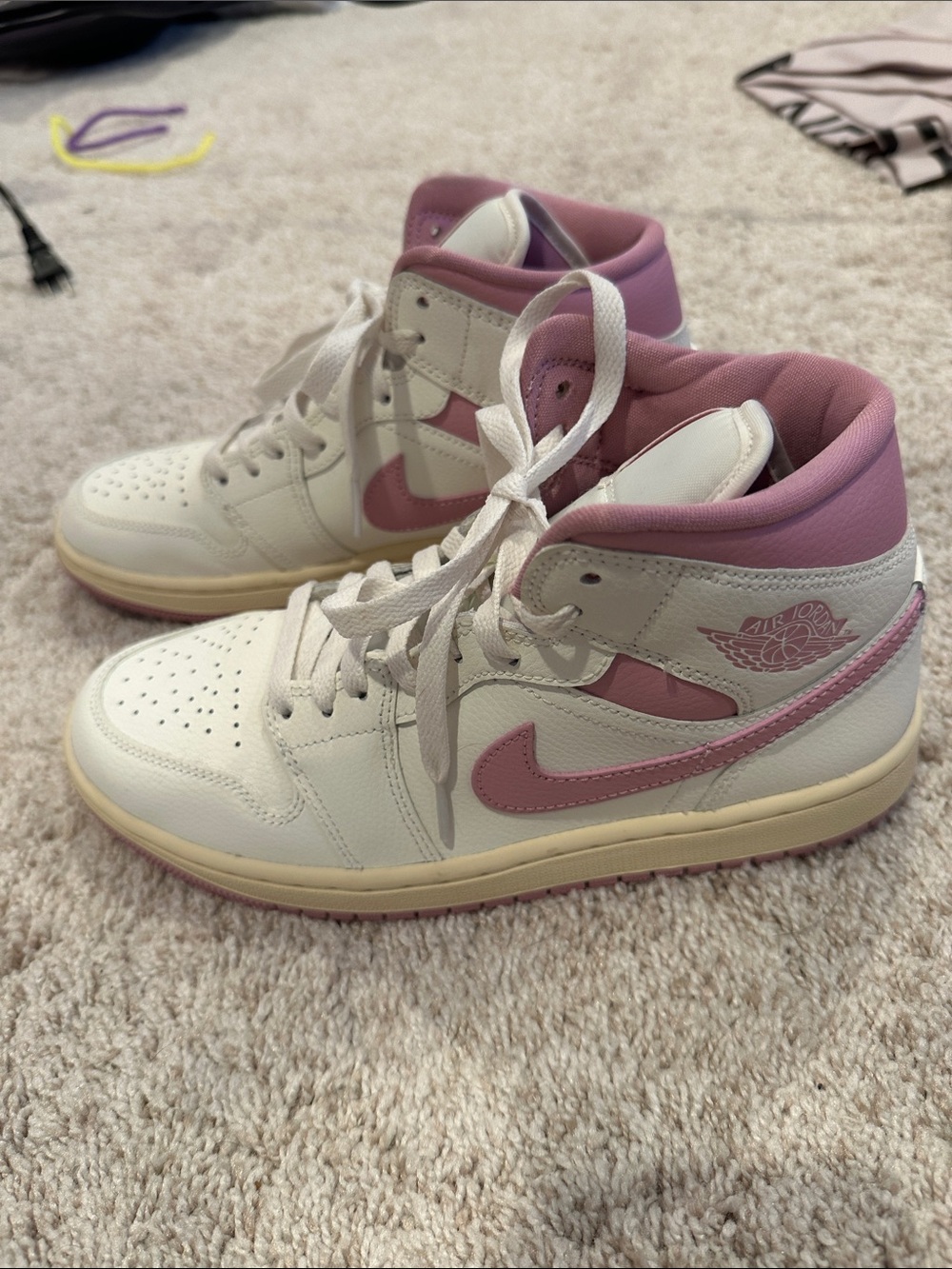 Nike Women’s High-Top Sneakers - White & Pink